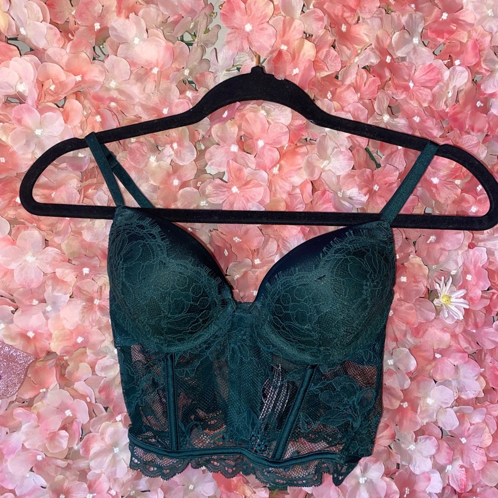 Victoria's Secret Green Lace Underwire Bra